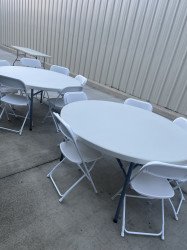 298457E1 C049 41E9 AAFE AF1BB956848B 1682787972 Round tables sits 6-7